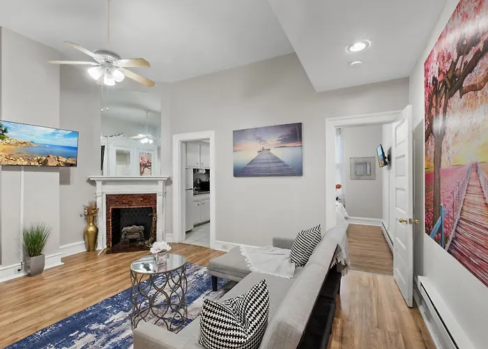 Deluxe Flat In Center City